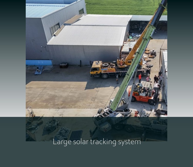 Large solar tracking system
